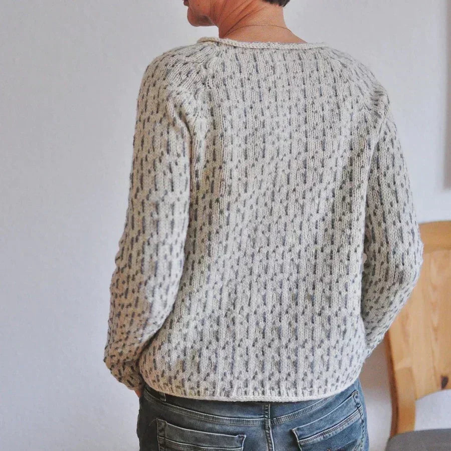 Victoria | Suéter gris elegante con escote en "U"