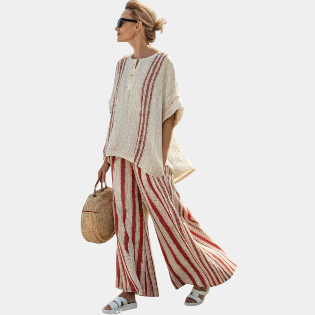 Mirella | Blusa roja a rayas y pantalones