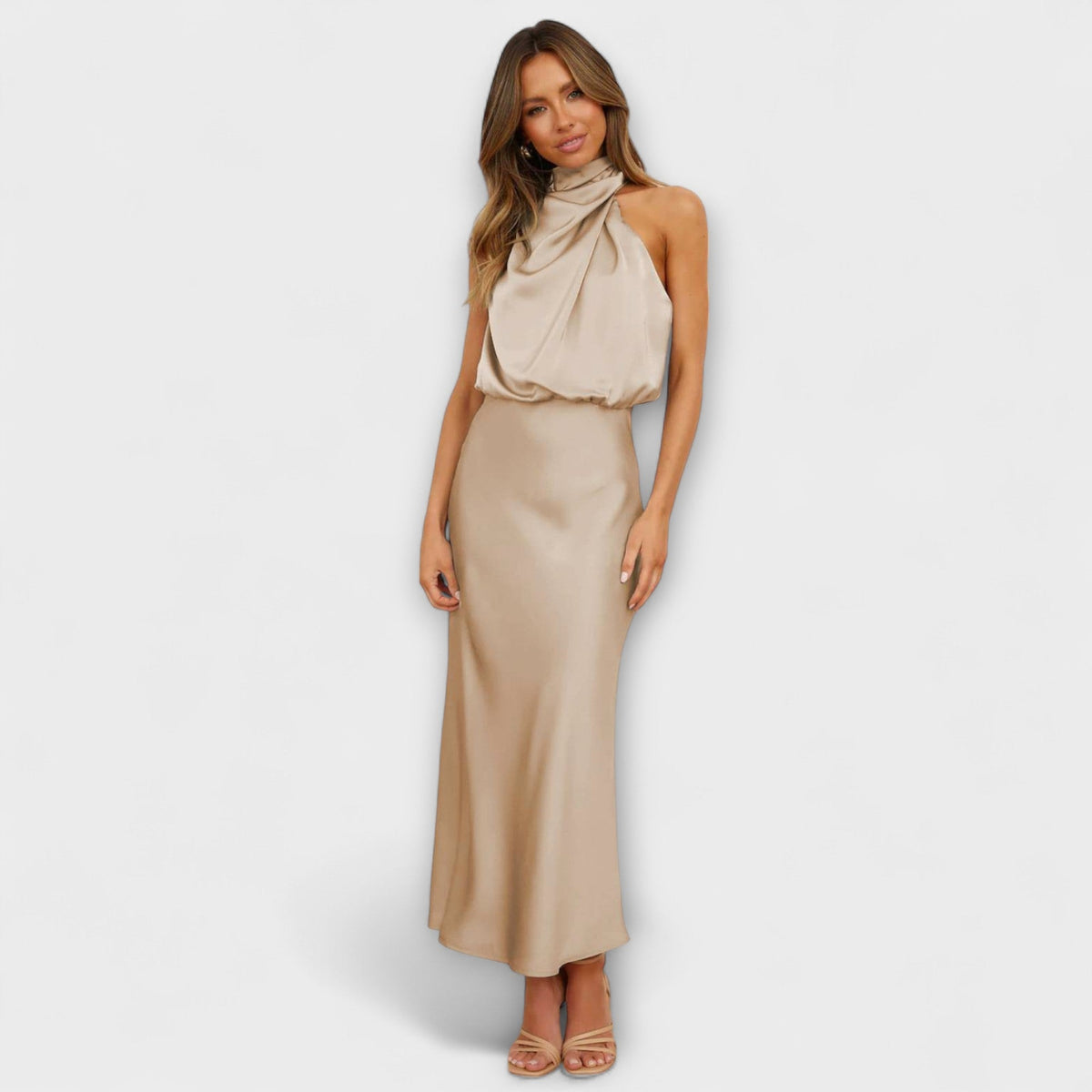 Elegantes maxi vestidos con escote halter en amarillo primaveral