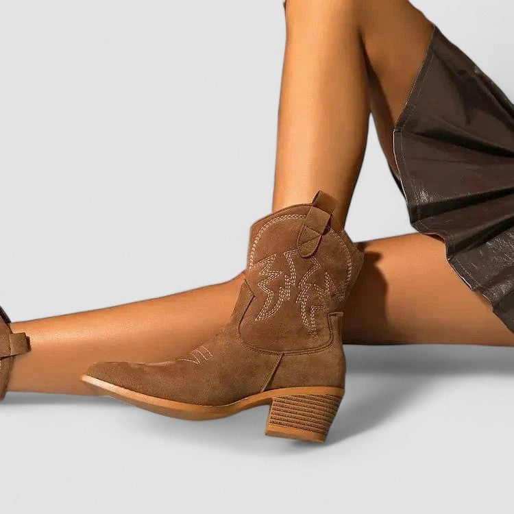 Dulce™ | Botas de Tobillo Bordadas Western