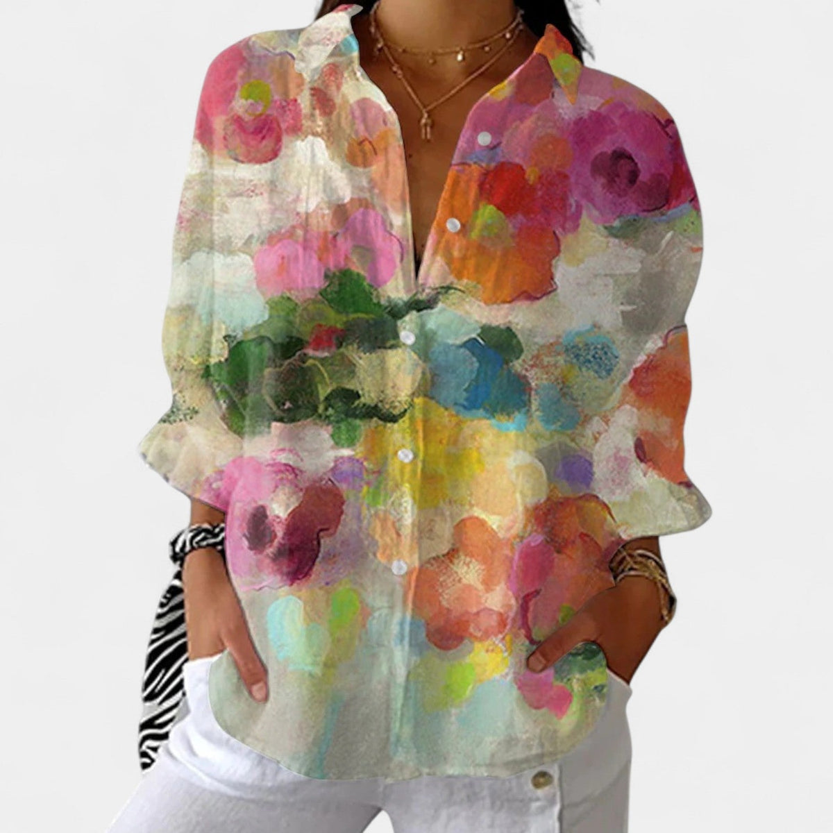 Nika – Blusa de verano con un motivo vibrante
