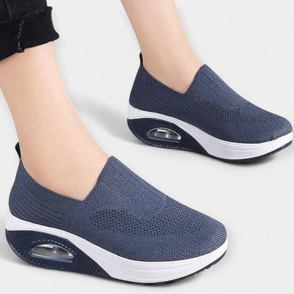 Zapatos cómodos y sencillos