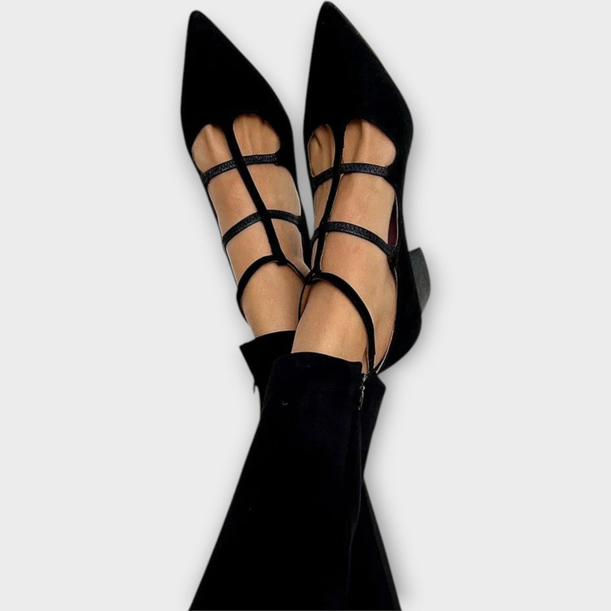 Magdaléna Zapatos de Tacón Stiletto Sofisticados con Correas Transversales