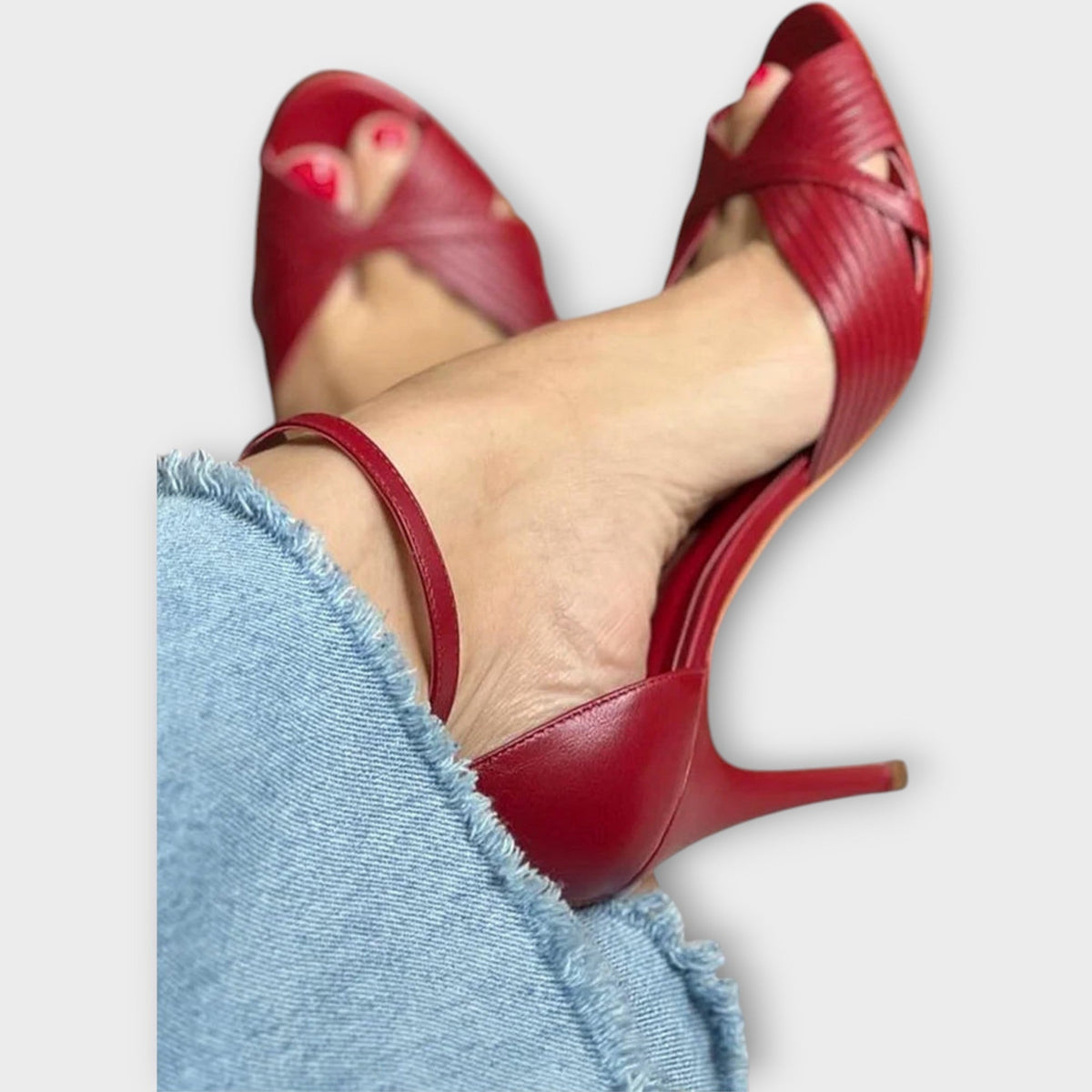 Sandalias Neoclásicas Stanislava con Tacón de Aguja Moderno
