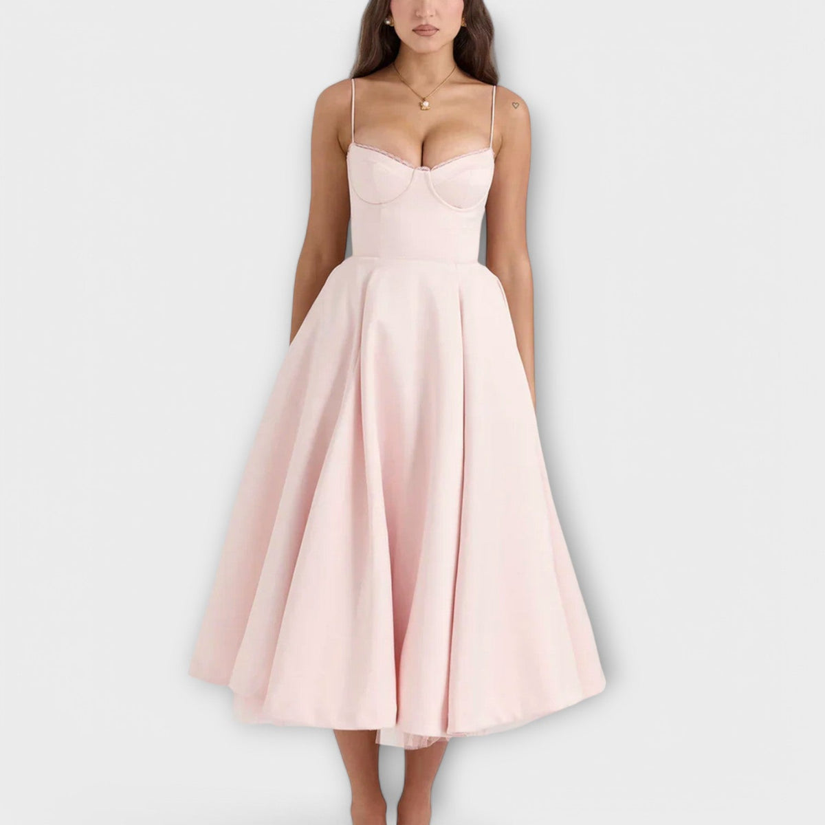 Mélie – Vestido de verano con detalles en corsé