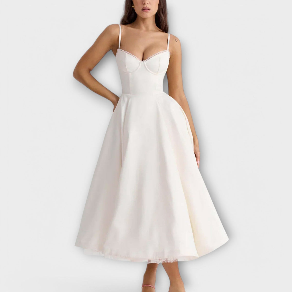 Mélie – Vestido de verano con detalles en corsé