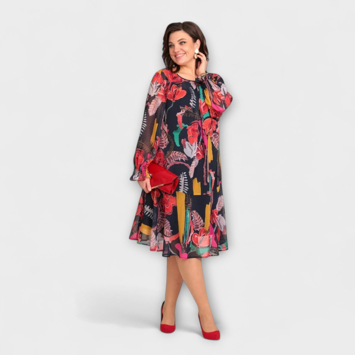 Caroline - Vestidos elegantes para siluetas generosas para el máximo confort