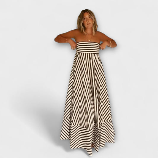 Maxi vestido Nocturnal Charm con volantes