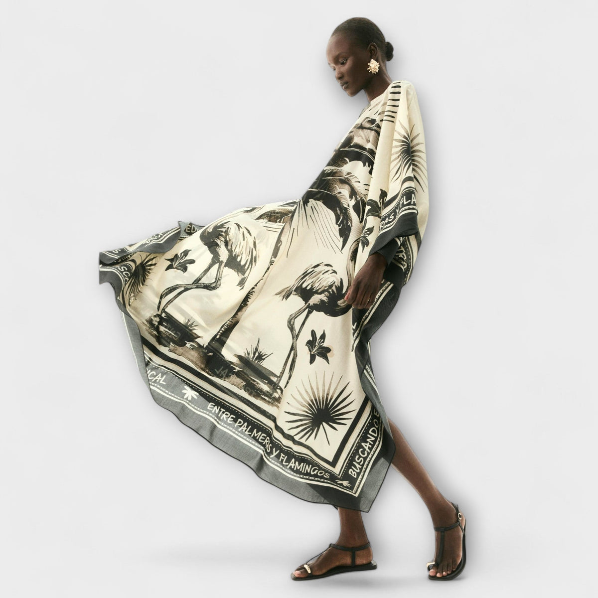 Melissa - Kaftan extra grande con estampado de flamencos