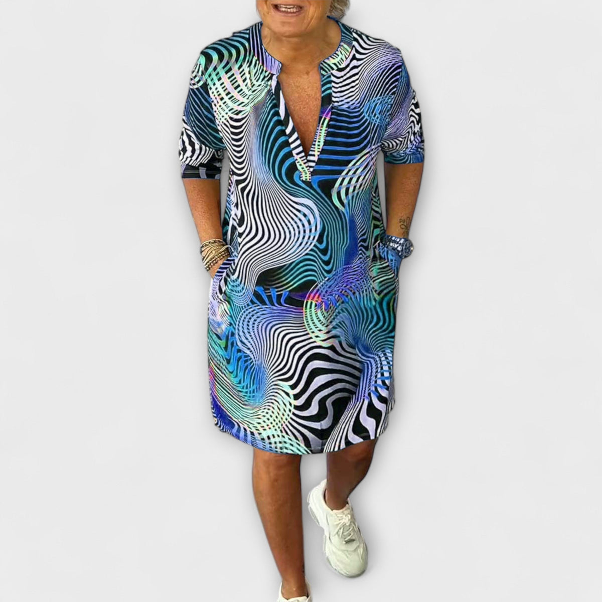Liora - Vestido con escote en V