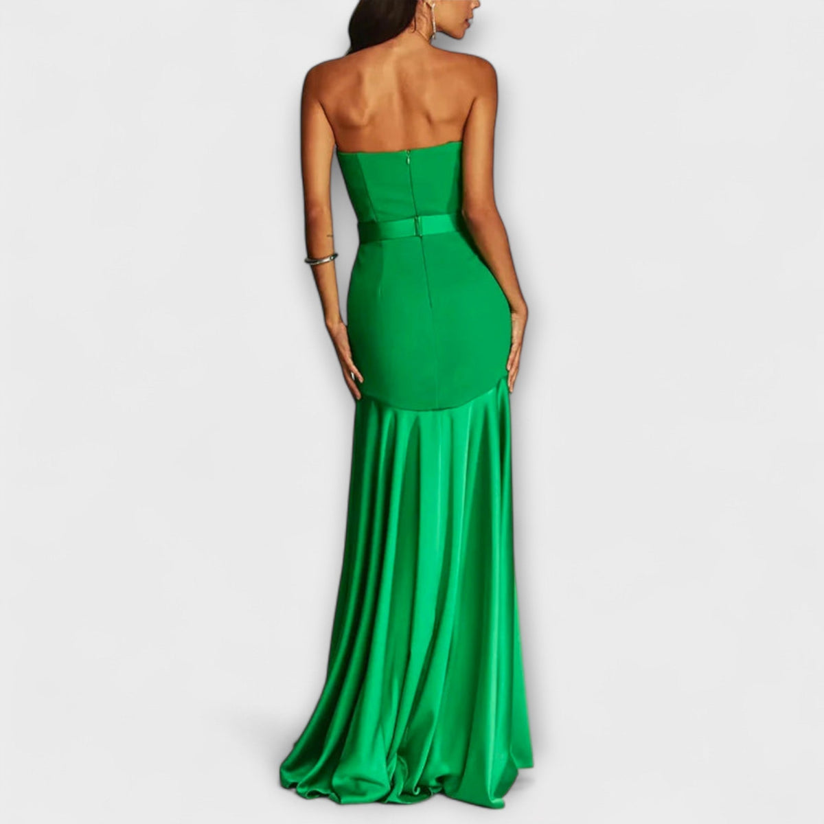 Vada - Maxi vestido con hombros descubiertos y escote en V