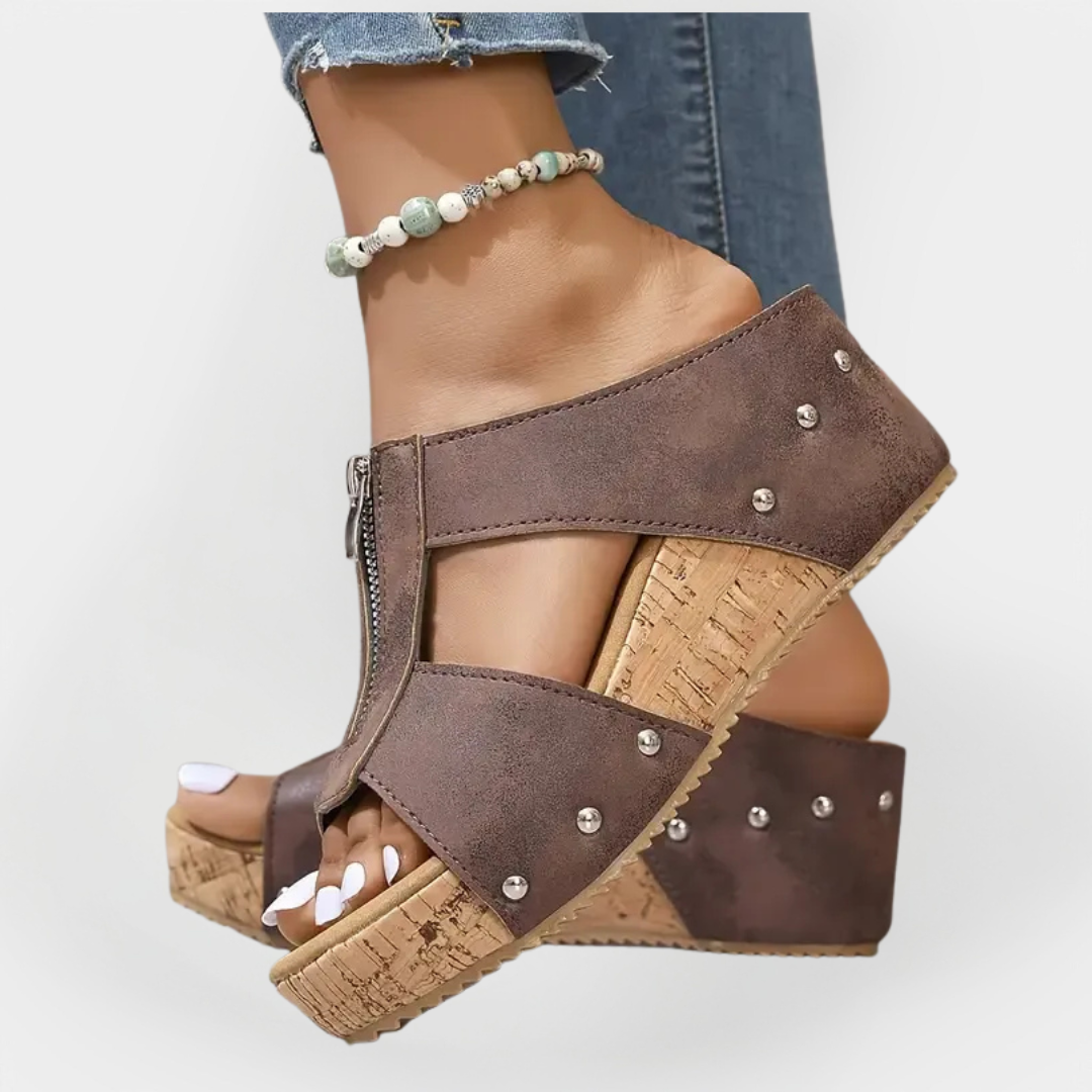 Sandalias cómodas con tacón y cierre de cremallera
