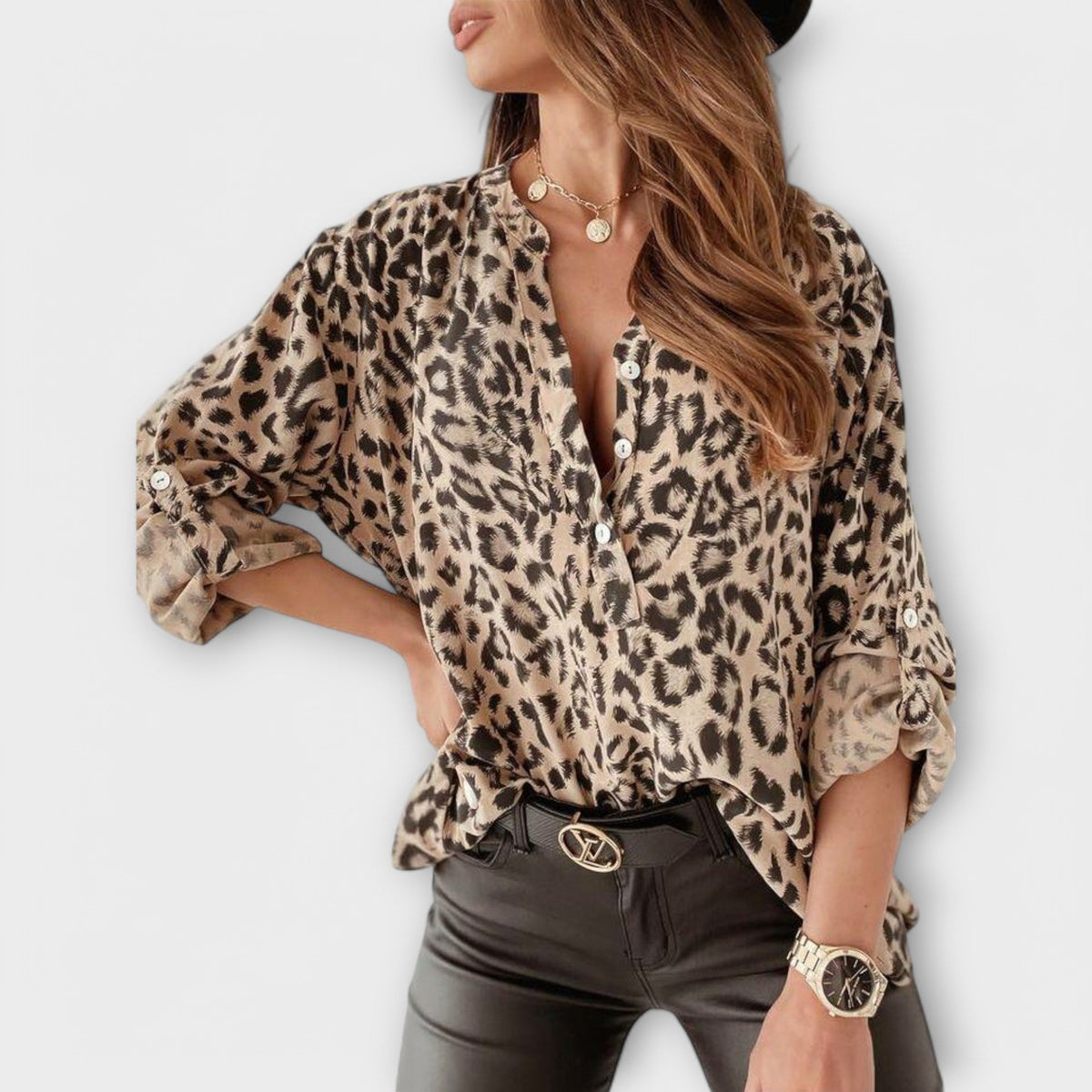 Blusa elegante con motivo leopardato