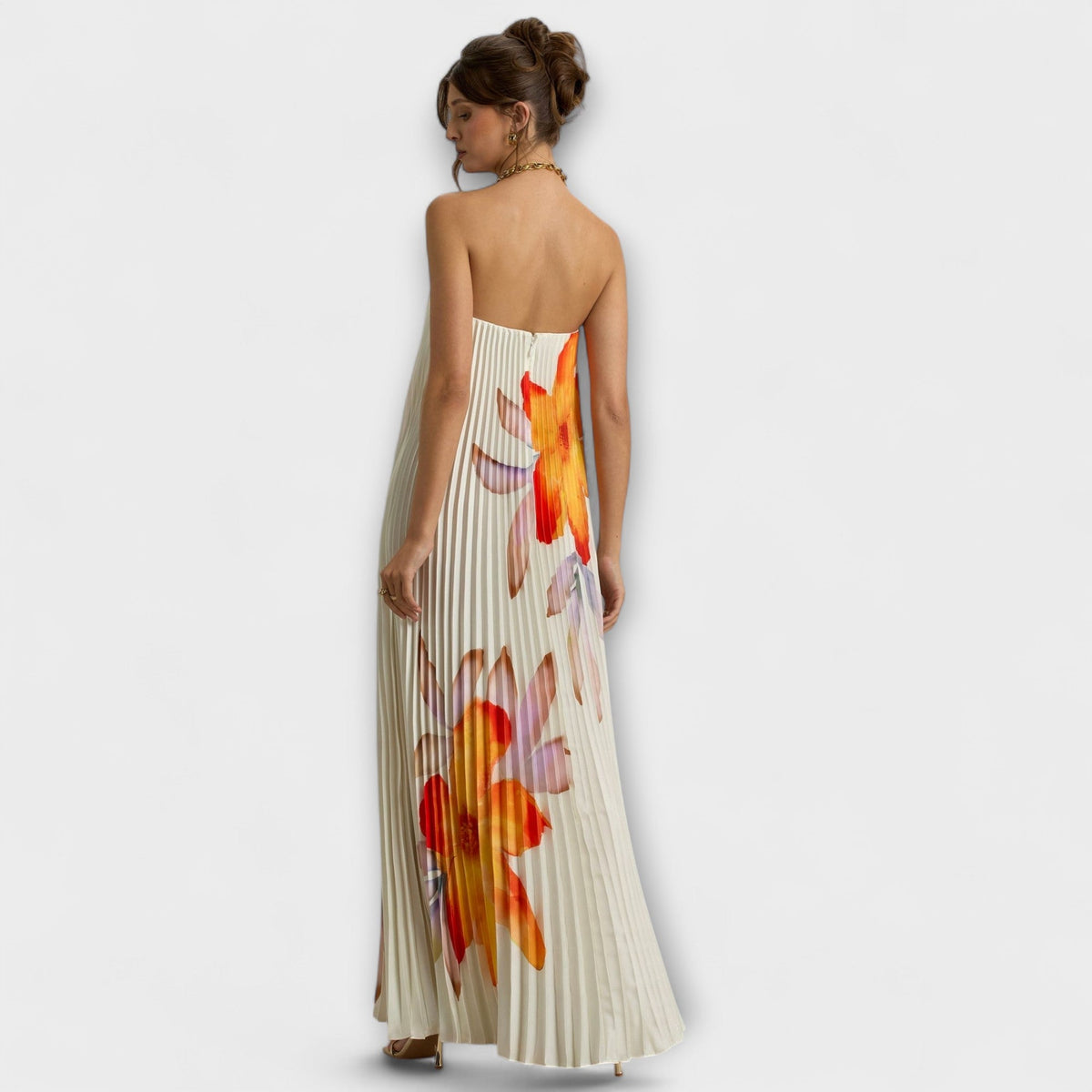 Michelle - Vestido maxi con escote en corazón y motivo floral naranja