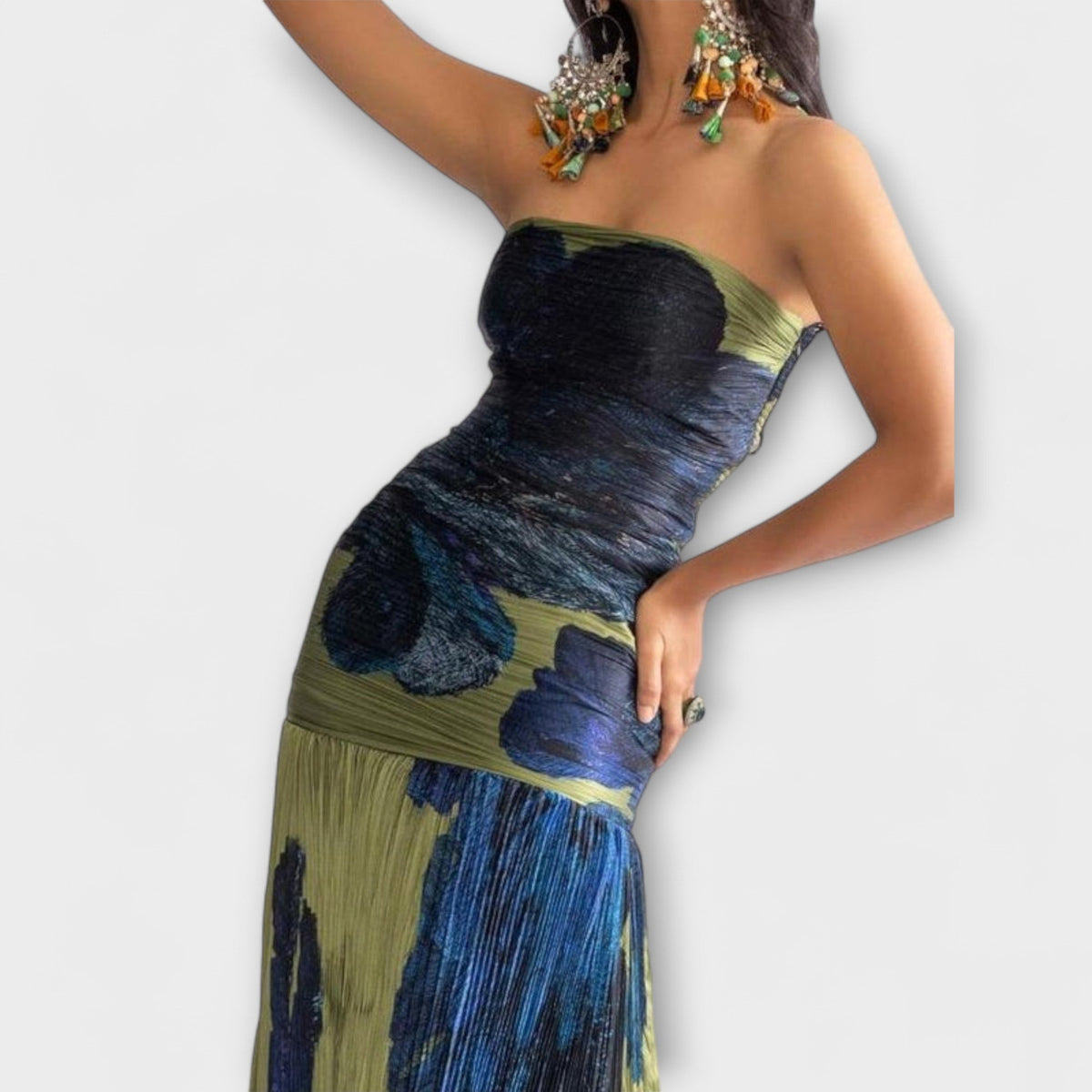 Noelle - Vestido midi sin tirantes