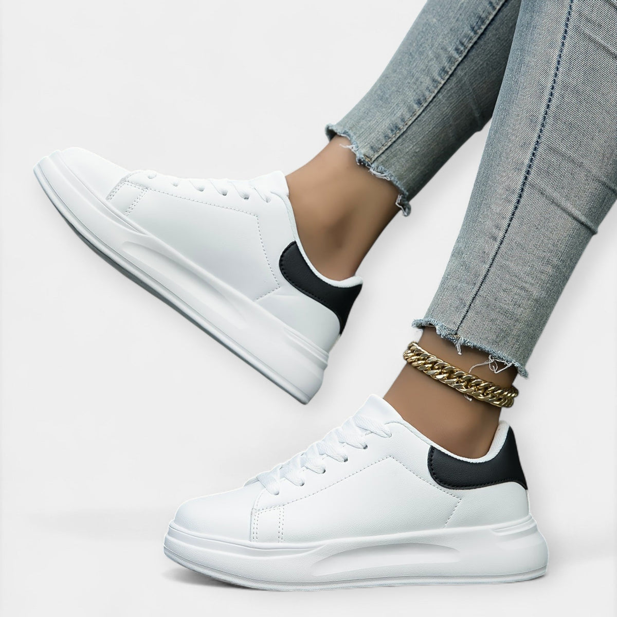 Zapatillas Deportivas de Cuero Blanco