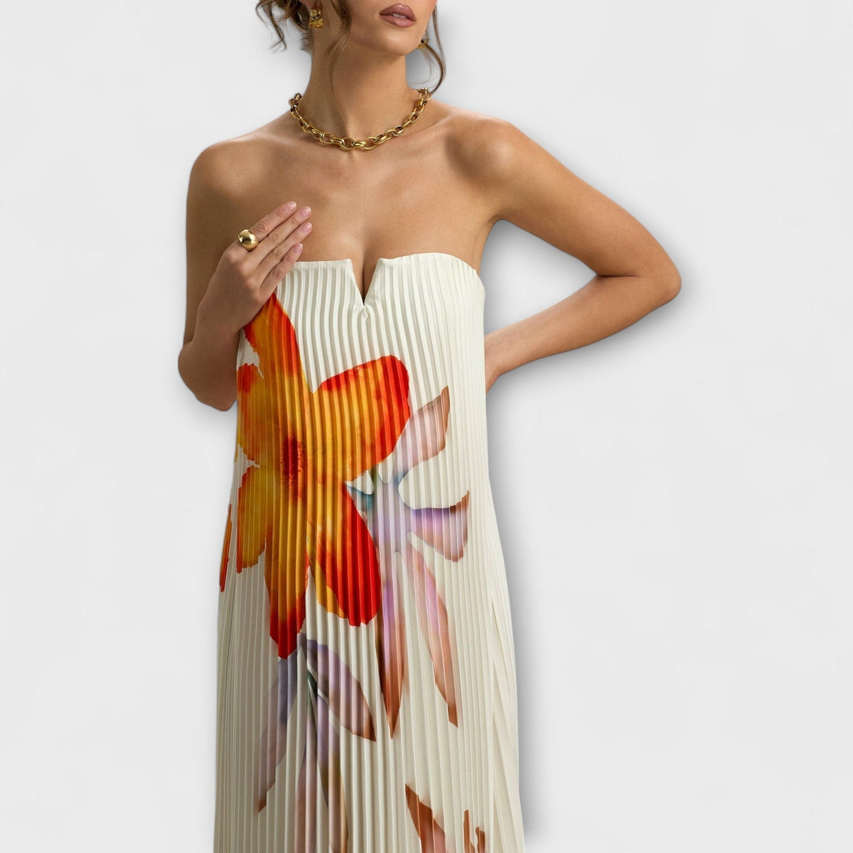 Michelle - Vestido maxi con escote en corazón y motivo floral naranja
