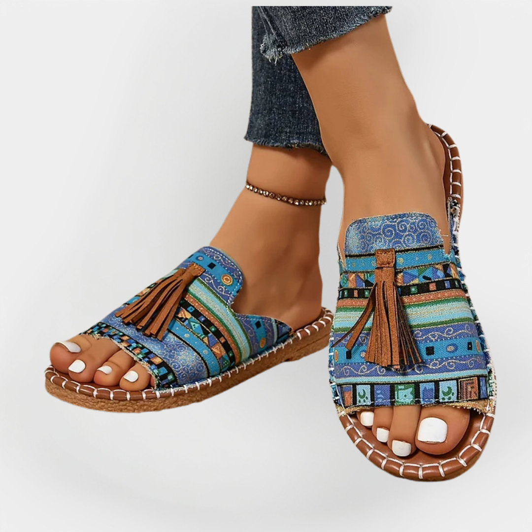 Impresionantes sandalias hechas a mano con flecos