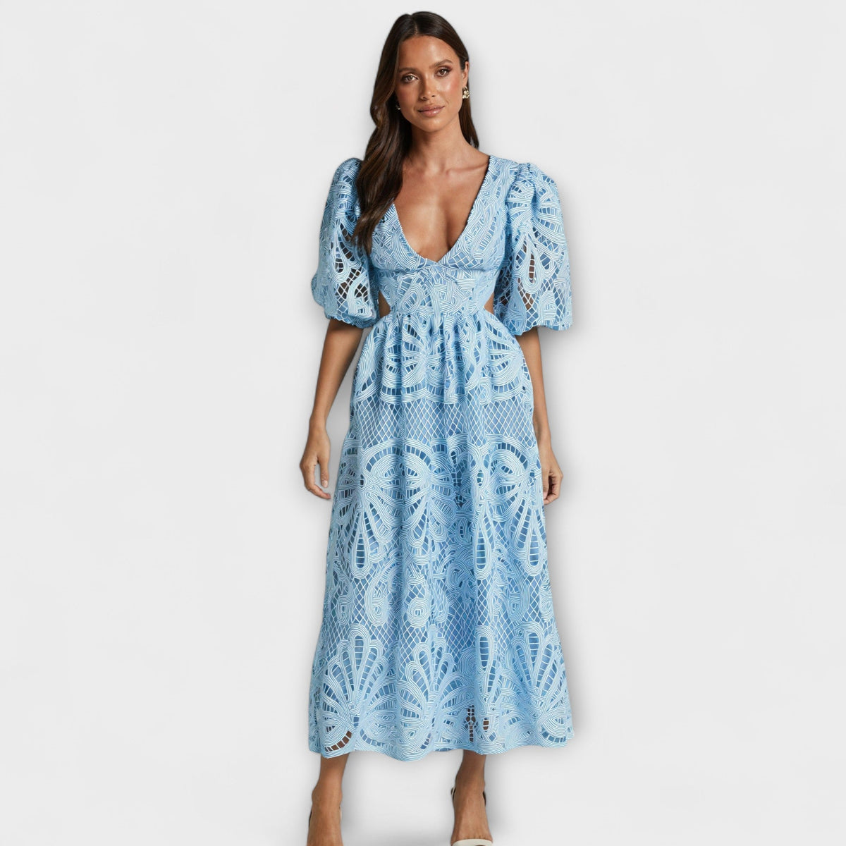 Ropa elegante con detalles delicados