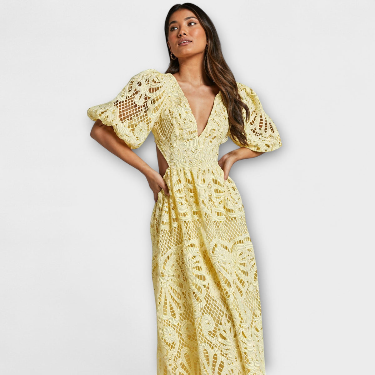 Ropa elegante con detalles delicados