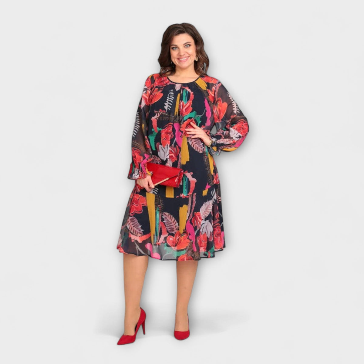 Caroline - Vestidos elegantes para siluetas generosas para el máximo confort