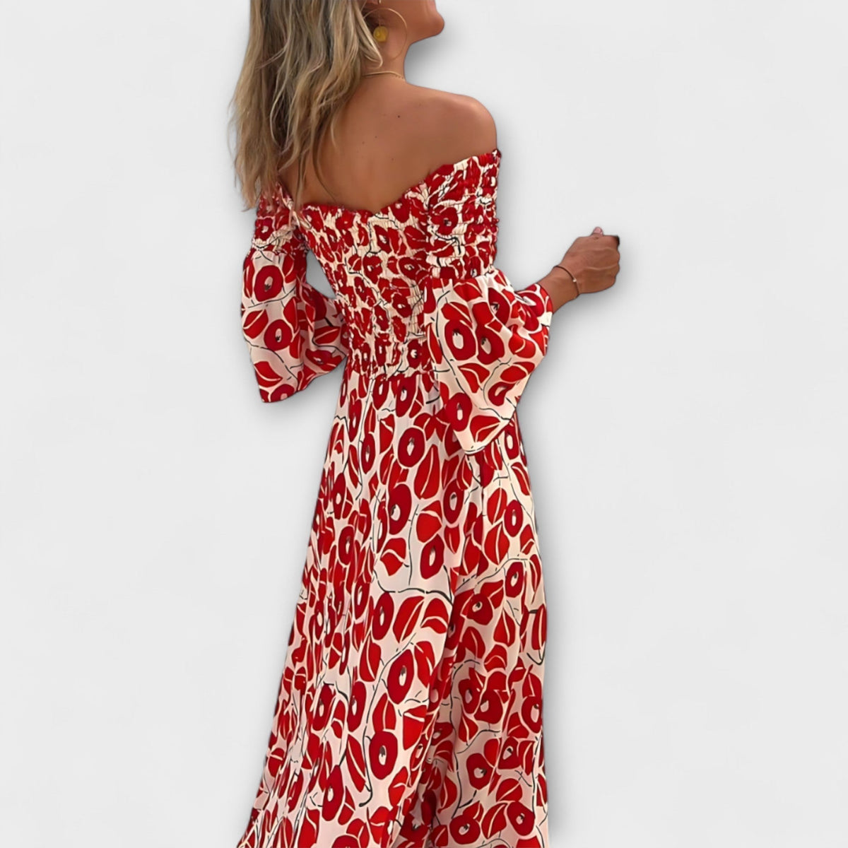 Bella - Vestido de tirantes descubiertos y océano de flores