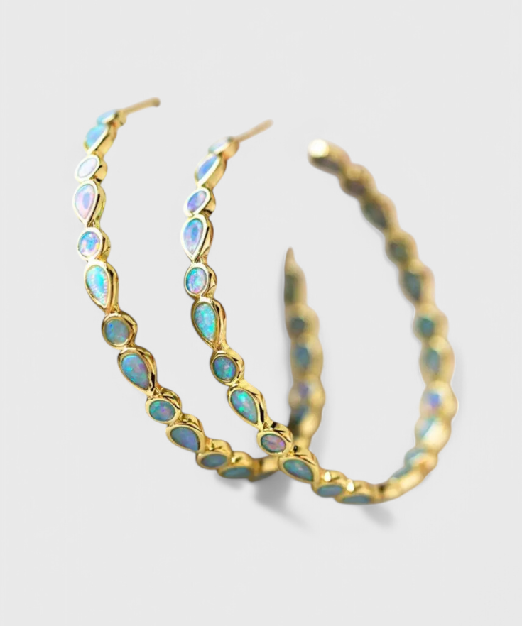 Pendientes vintage en ópalo azul y oro