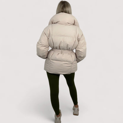 Elora™ | Chaqueta corta acolchada con bolsillo en la cintura