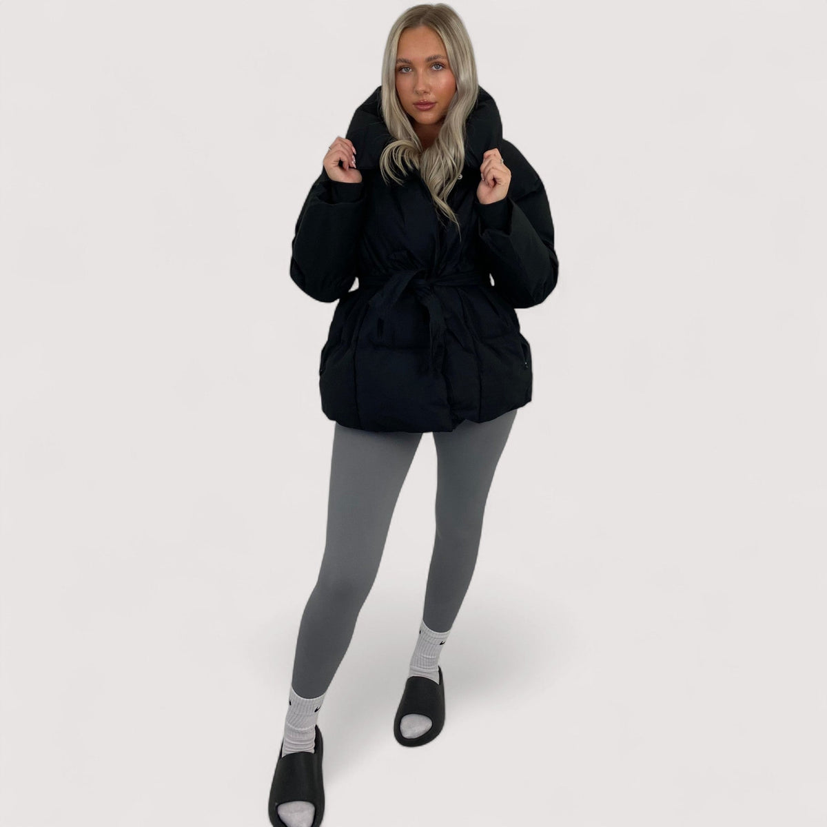 Elora™ | Chaqueta corta acolchada con bolsillo en la cintura