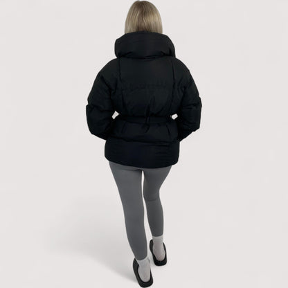 Elora™ | Chaqueta corta acolchada con bolsillo en la cintura
