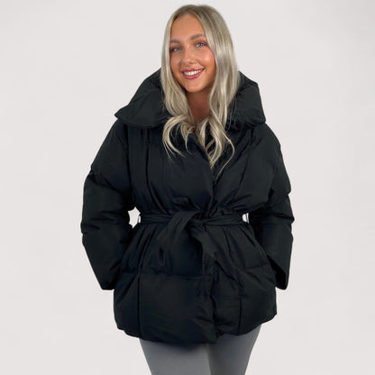 Elora™ | Chaqueta corta acolchada con bolsillo en la cintura
