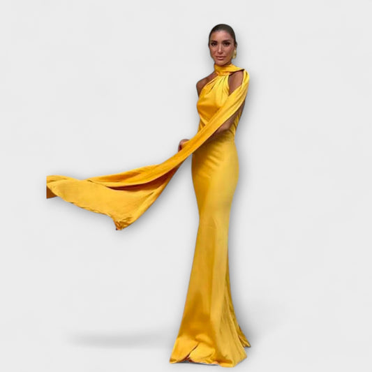 Vestido maxi chic con hombros al descubierto y lazo al cuello