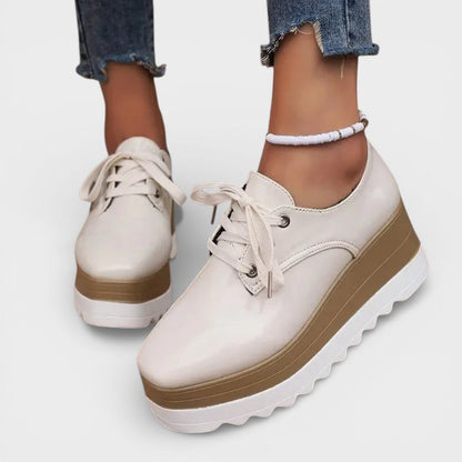 Petra | Zapatillas con plataforma y suela suave