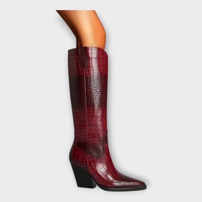 Zapatos con motivo de cocodrilo y tacón elegante