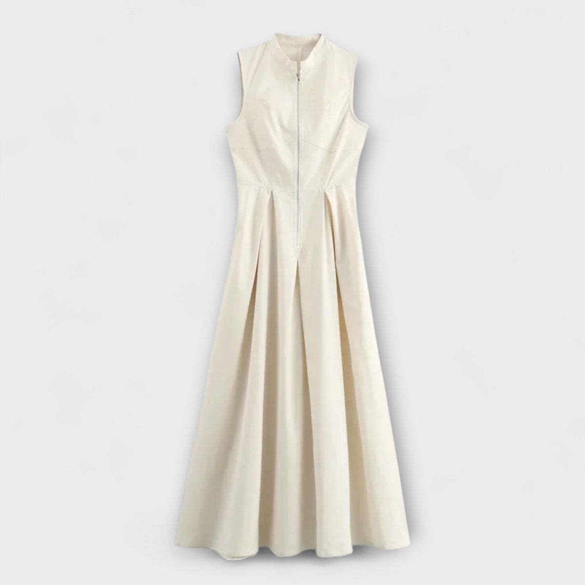 Vestido corto sin mangas con pliegues y corte ajustado midi