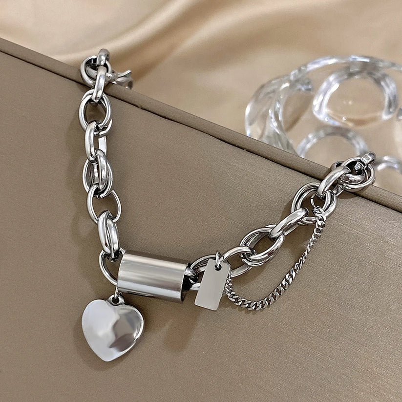 Guadalupe™ | Pulsera con Dije de Corazón