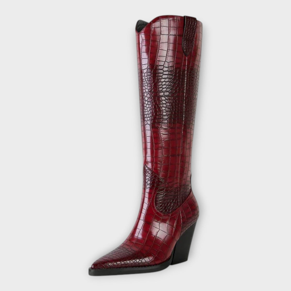 Zapatos con motivo de cocodrilo y tacón elegante