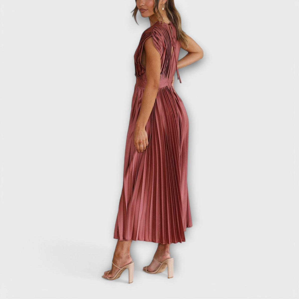 Maria - Vestido Plisado Elegante