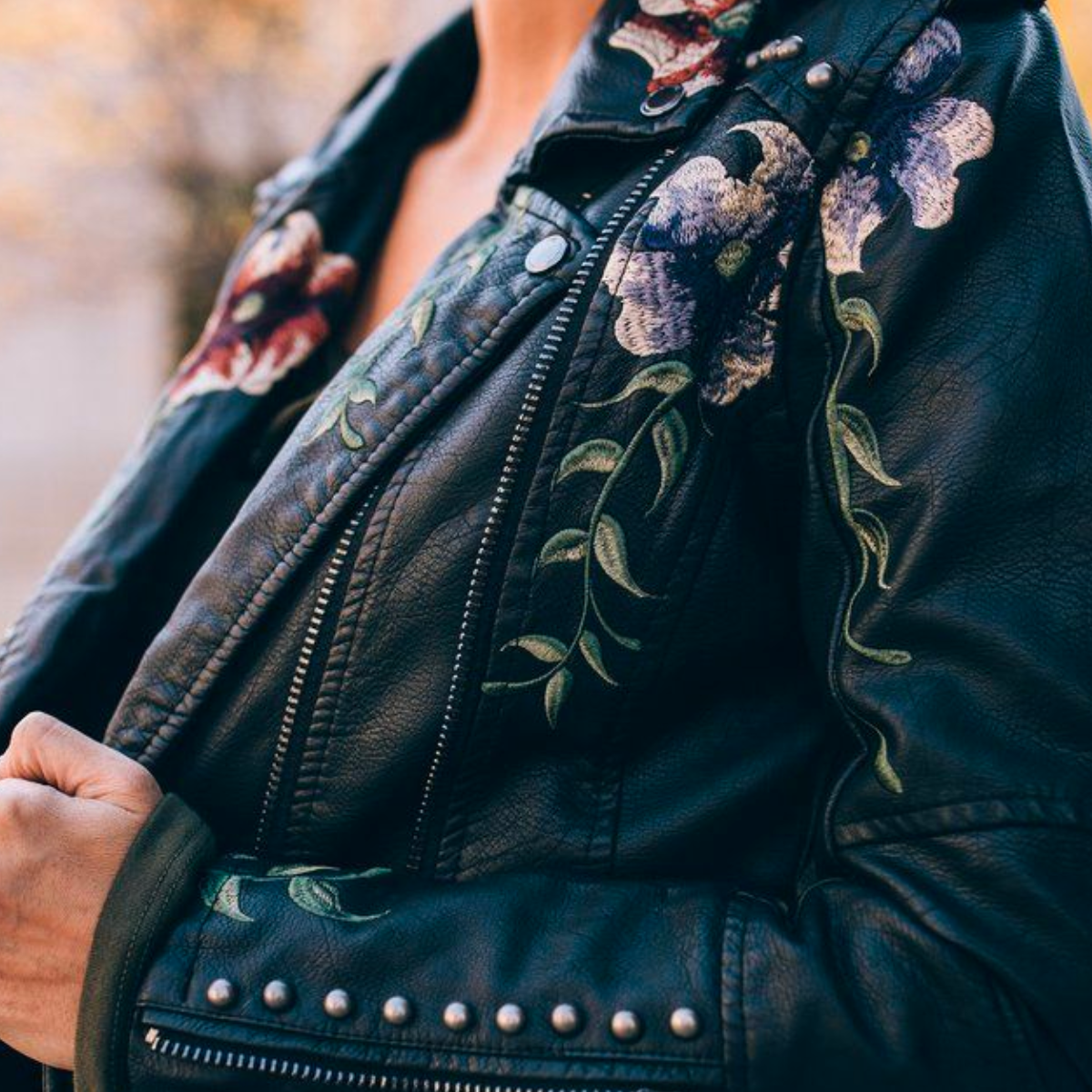 Thee - Abrigo Floral Retro Chic