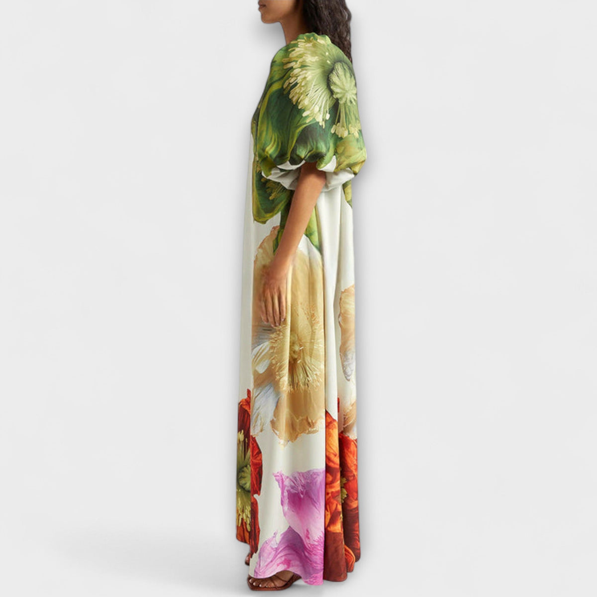 Skylar - Vestido maxi de flores, escote asimétrico y mangas abullonadas