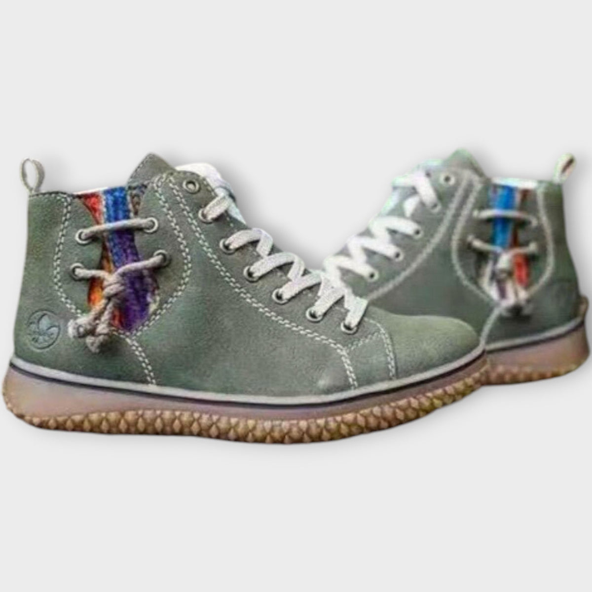Zapatillas deportivas modernas con un ajuste cómodo