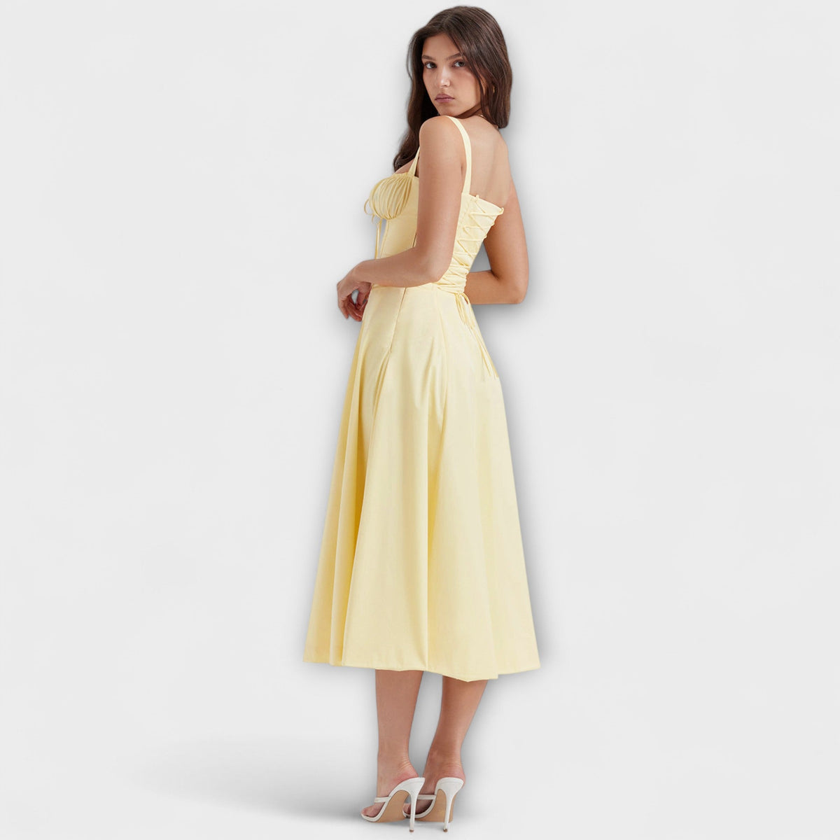 Zipporas - Vestido ajustado con un motivo floral moderno de primavera