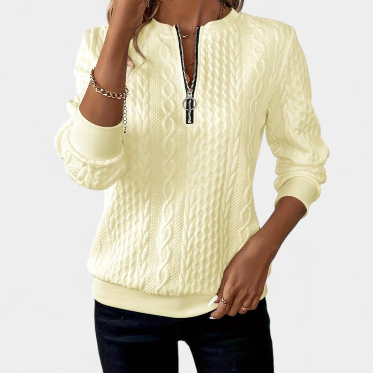 Kaja – Suéter con cremallera para un look moderno