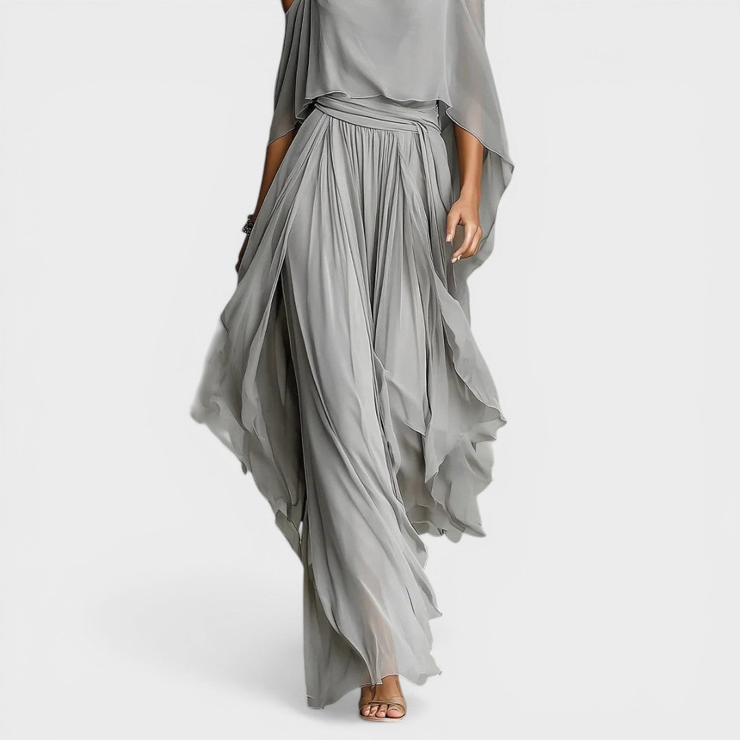 Adrienne | Vestido elegante de chiffon con abertura