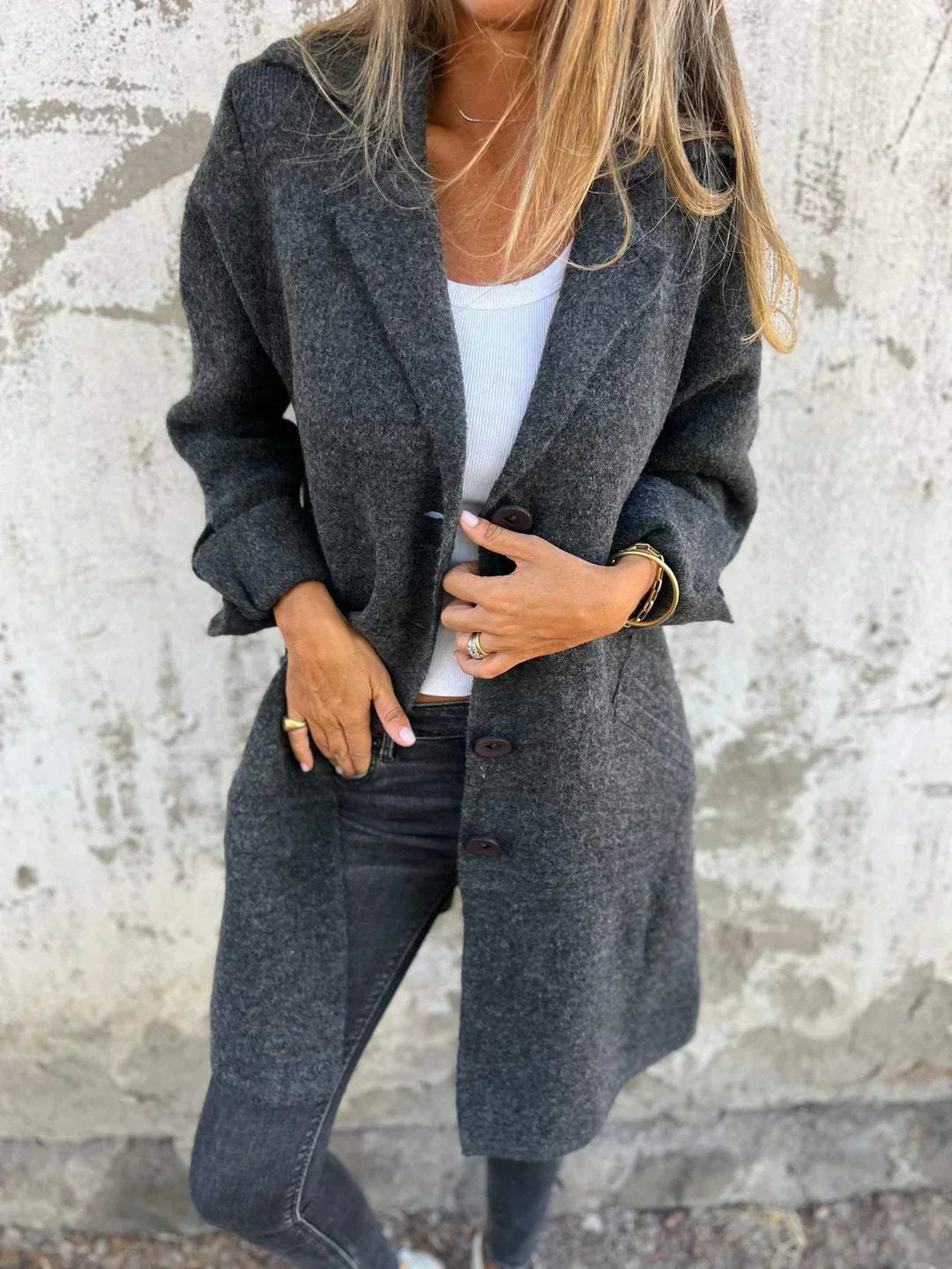 Nika - Abrigo Chic Minimalista