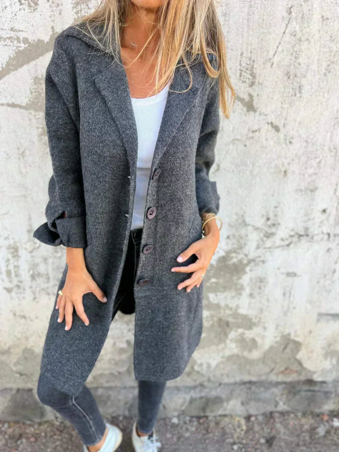 Nika - Abrigo Chic Minimalista