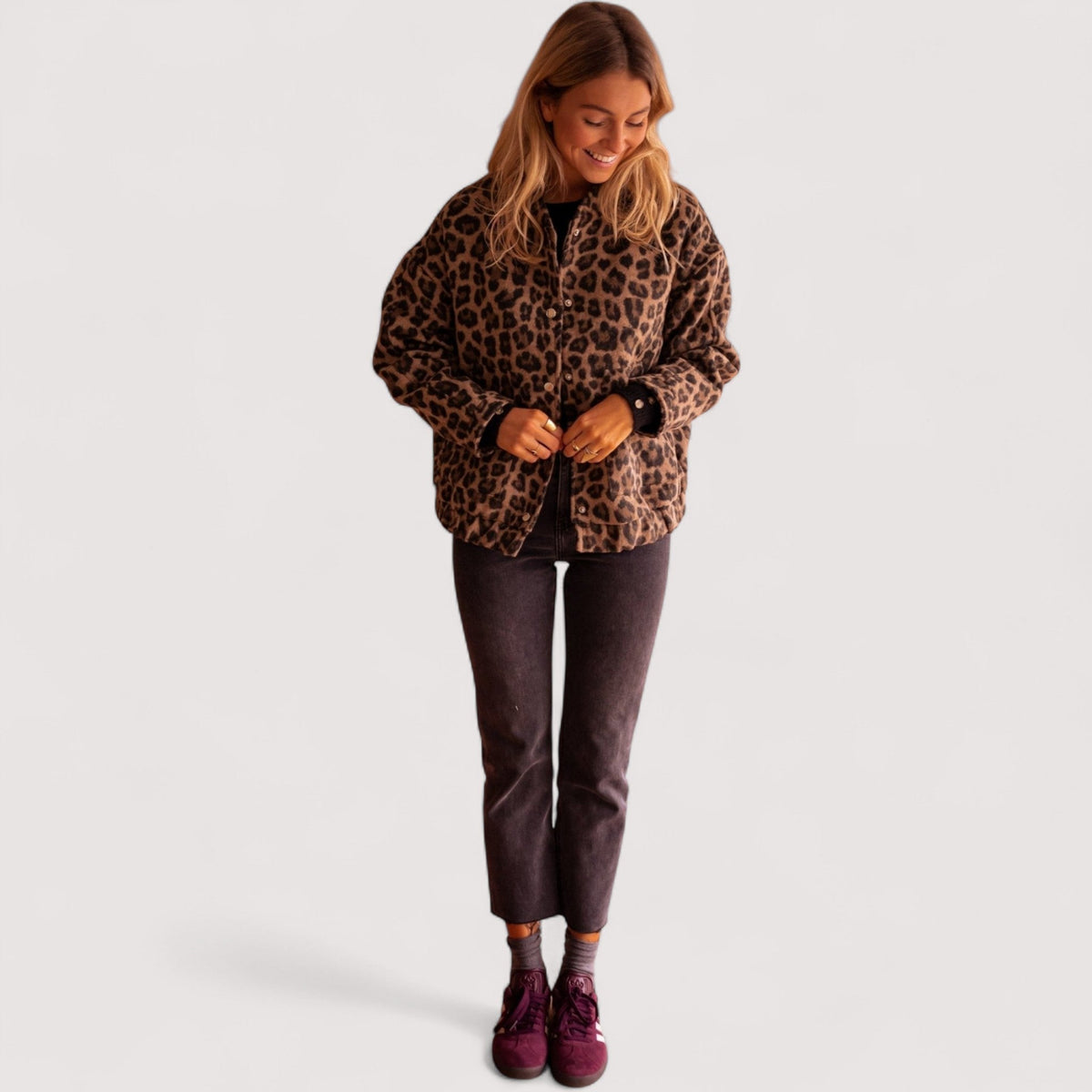 Paulina™ | Chaqueta de moda con estampado de leopardo