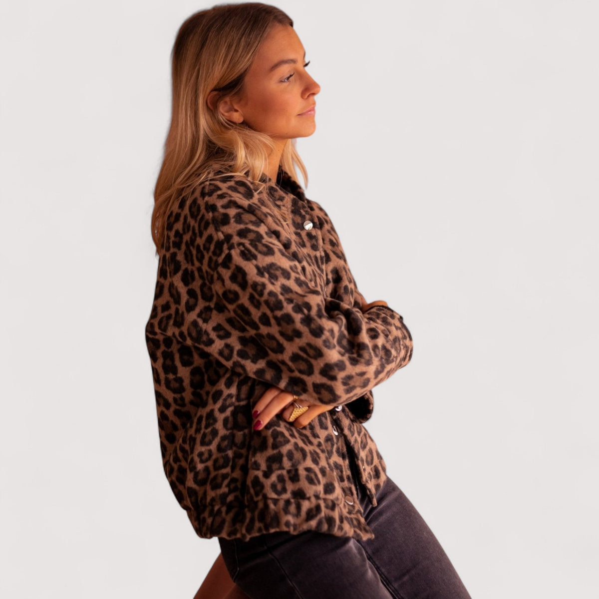 Paulina™ | Chaqueta de moda con estampado de leopardo